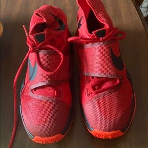 Men’s Nike Zoom sneakers